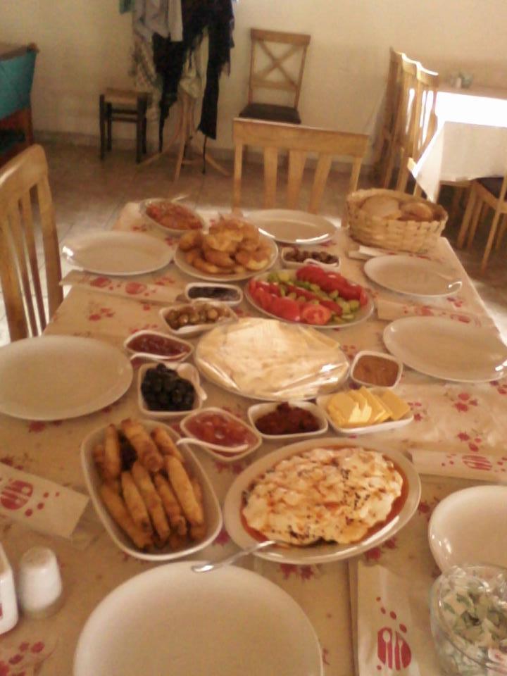 Derinırmak Gözleme ve Kahvaltı Evi Sapanca / Sakarya 0 (534) 500 99