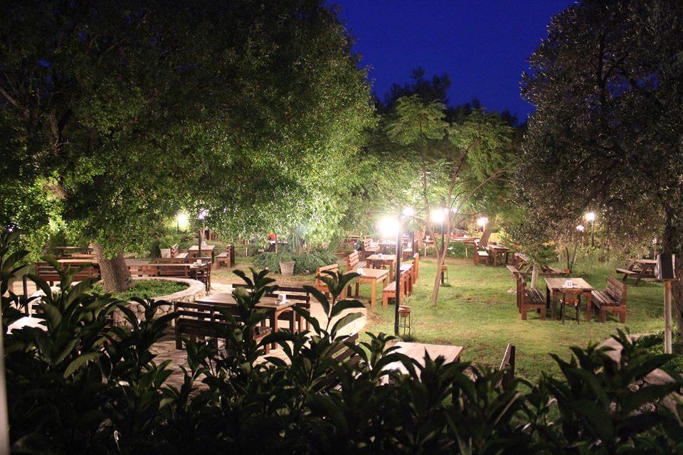 YÖRÜK AİLE EVİ Urla / İzmir 0 (232) 764 82 ** Birmilyonnokta