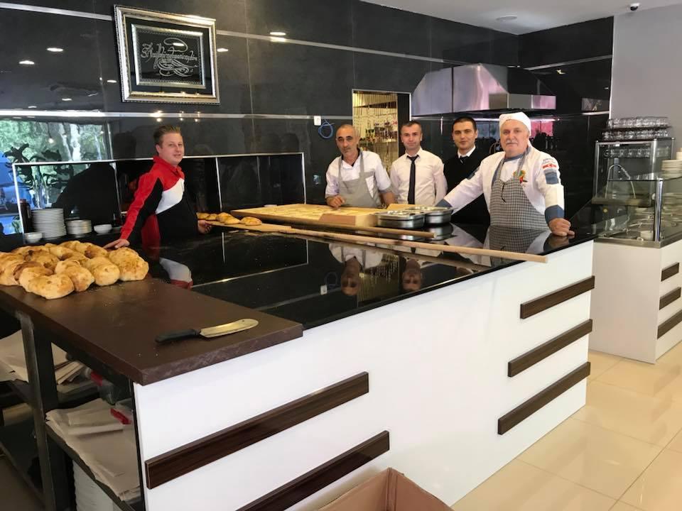 Konyalı Etli Ekmek Tuğrul Ustanın Yeri Düzce / Merkez 0 (380) 514