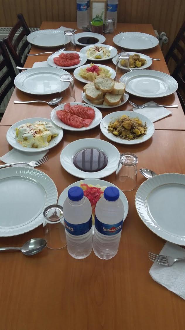 Durmuşun Yeri Ev Yemekleri ve Yöresel Tatlar Küçükçekmece / İstanbul