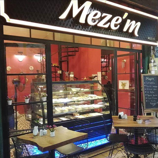 katina meze evi
