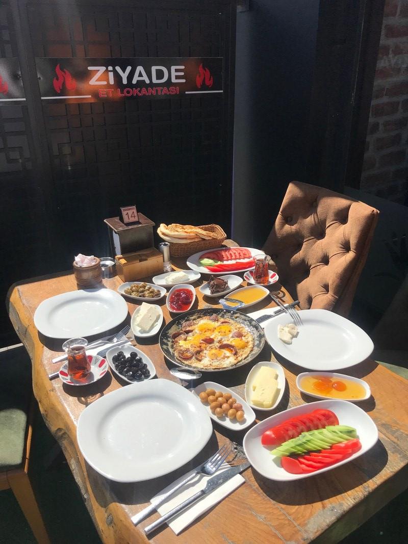 Ziyade Et Lokantası Başakşehir / İstanbul 0 (212) 487 88