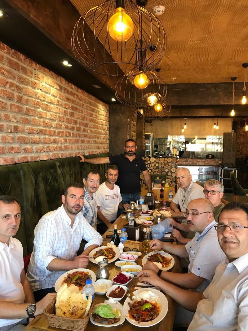 Ziyade Et Lokantası Başakşehir / İstanbul 0 (212) 487 88