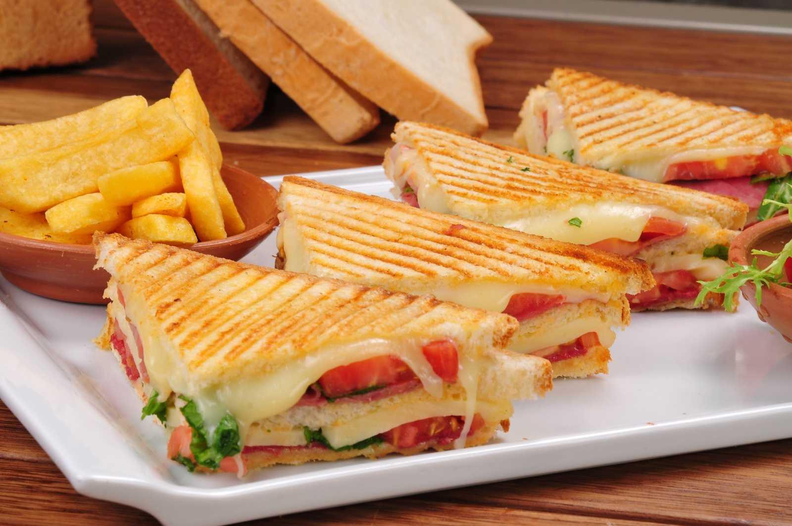 Çınar Tost Evi Muğla / Merkez 0 (252) 214 79 ** Birmilyonnokta