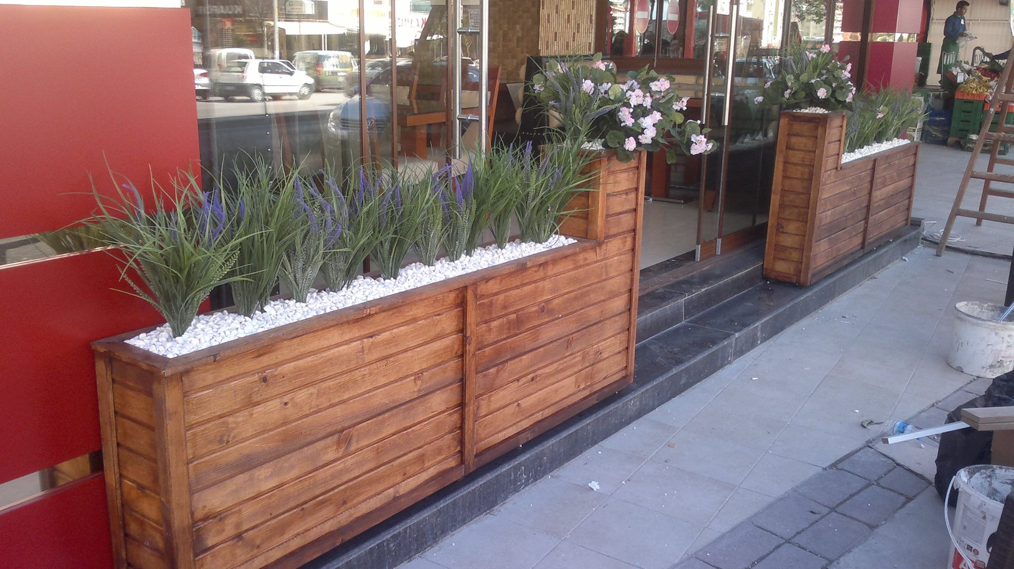İsabet Saksı ve Mobilya İzmir 0 (538) 566 43 ** Birmilyonnokta